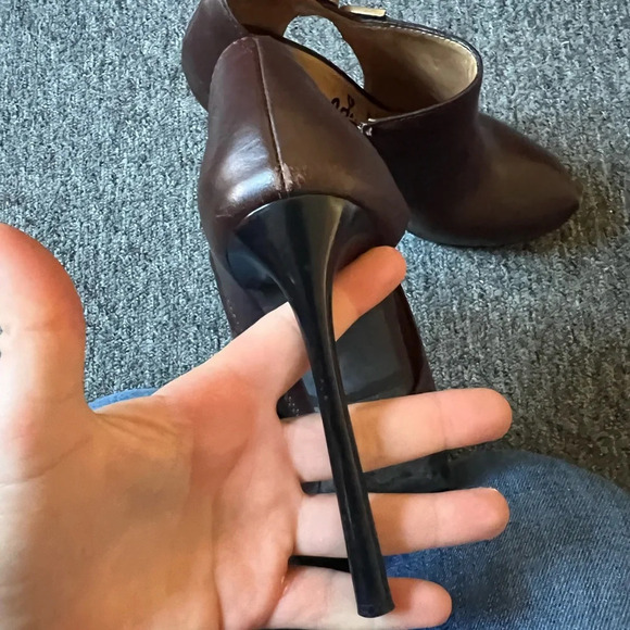 Lanvin Stiletto Brown Booties, size 7.5 - Picture 8 of 9